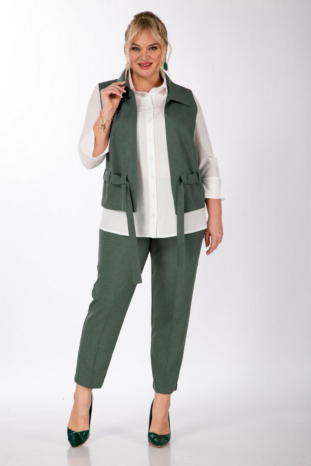 Костюм брючный 303 хаки Grace for you купить - 7% скидка | в наличии